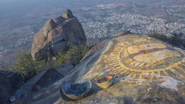 Arunachala Hill Sacred Ancient History - Shiva Fire Column Lingothbhava Legend Tiruvannamalai