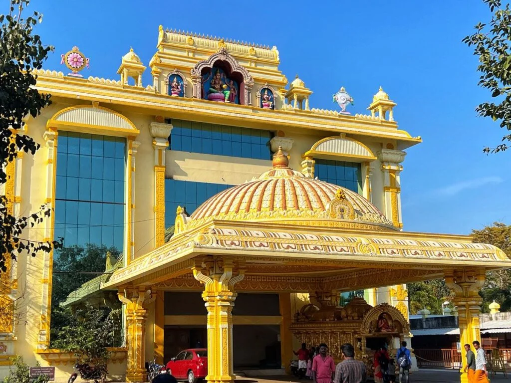 Sripuram Golden Temple Exterior View - Sri Mahalakshmi Shrine Covered in Pure Gold
